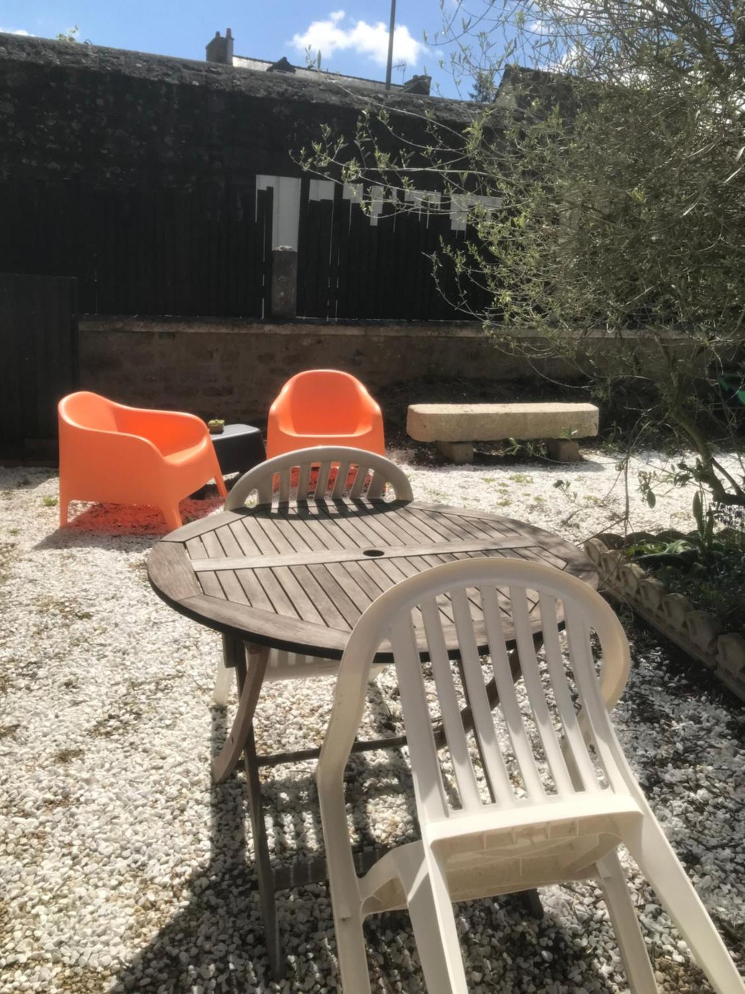 Charmante Maisonnette Proximite Cite Medievale Et Bords De Rance Ντινάν Εξωτερικό φωτογραφία